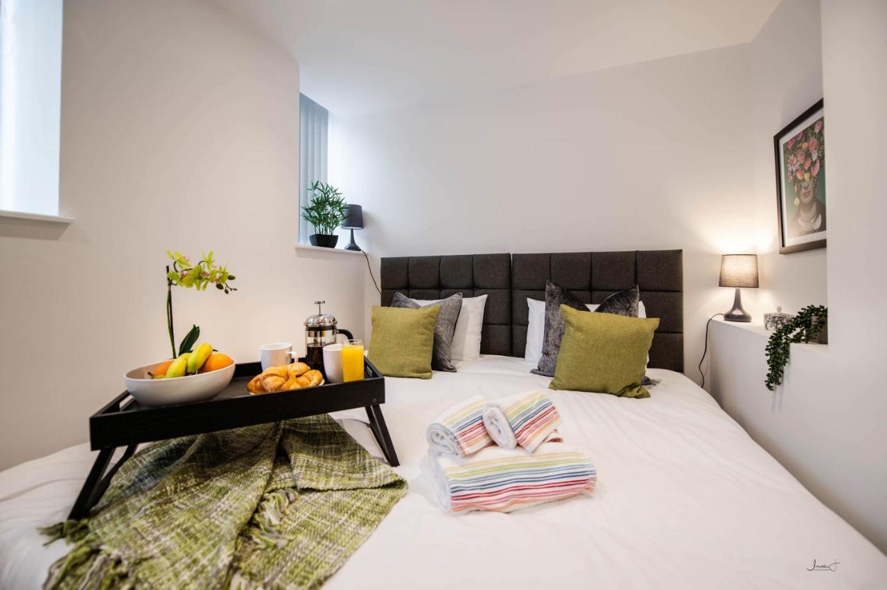 Charles Alexander Short Stay - Windmill House Apartments Lytham St Annes Exterior photo
